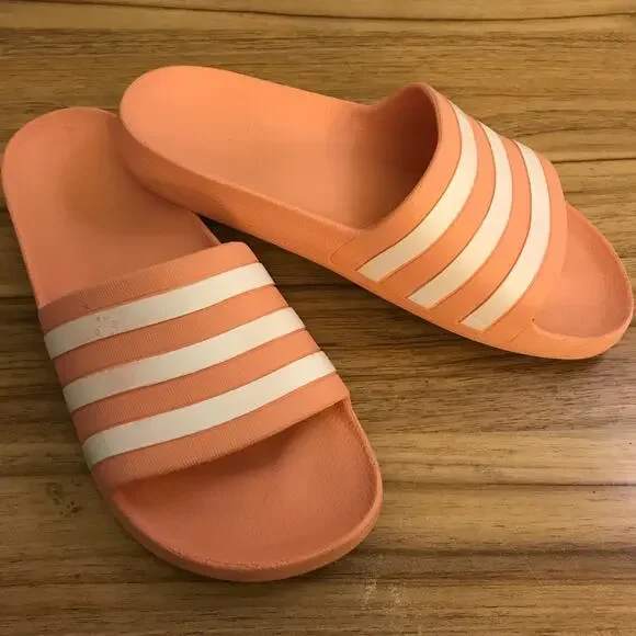 Adidas Adilette White Pink Slip On Sandals Slides Women's 8 - Picture 1 of 6